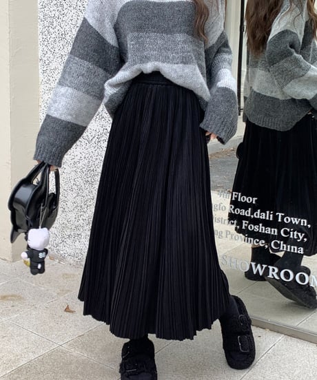 long pleated skirt (2 colors)