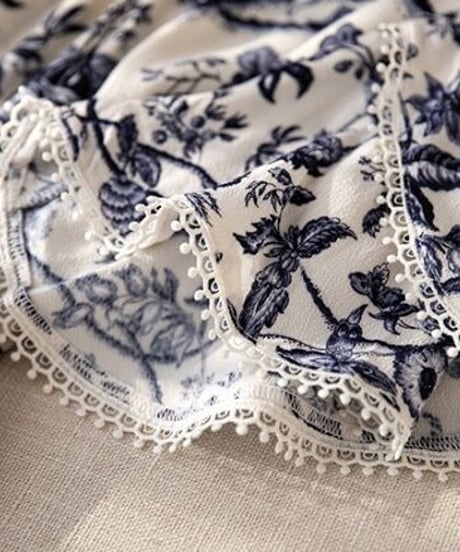 blue flower smock blouse (1 color)