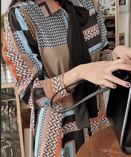 brown base geometric pattern dress (1 color)