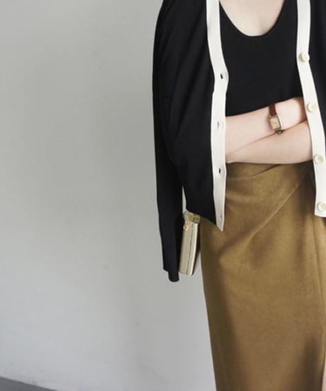 matte texture cross skirt (1 colors)