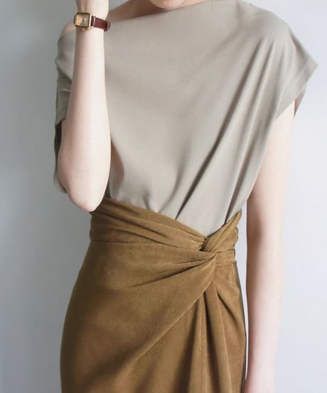 matte texture cross skirt (1 colors)