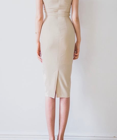 bust up cross dress (1 color)