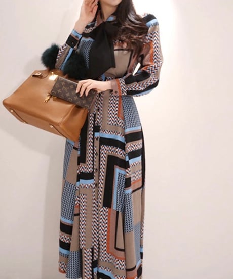brown base geometric pattern dress (1 color)