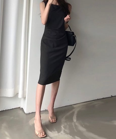 sleeveless middle length dress (3 colors)