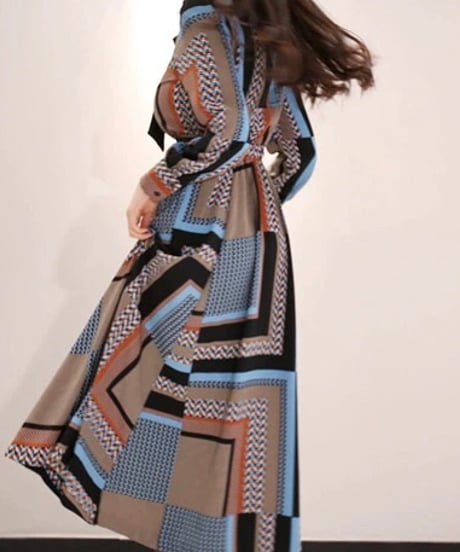 brown base geometric pattern dress (1 color)