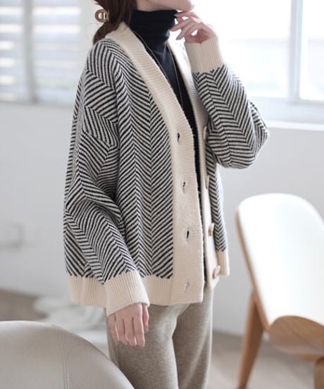 v-neck single breasted cardigan (2 colors)