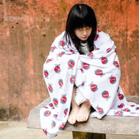 Emblem omi blanket  (White)