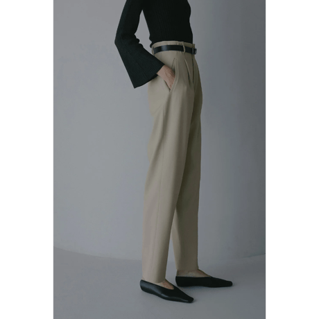 MANOF マノフ “HIGH WAIST TAPERED PANTS” ハイウエストテーパードパンツ