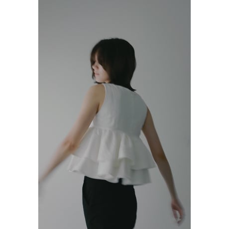 MANOF マノフ “SQUARE TIERED BLOUSE” スクエアティアードブラウス
