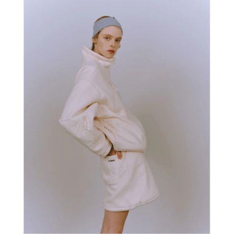 CATEGORY NOUNLESS | t / wo