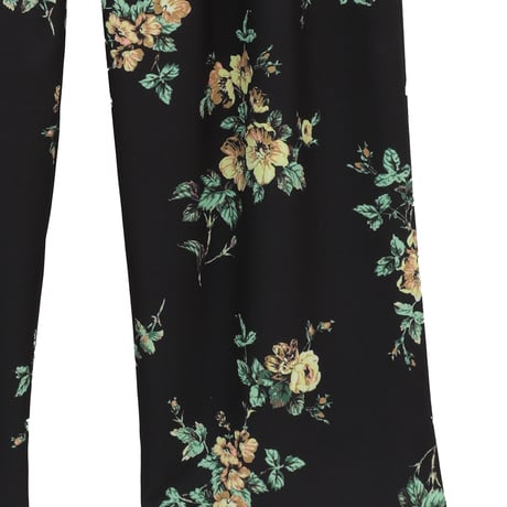 CLANE クラネ ”FLOWER TUCK PANTS” フラワータックパンツ
