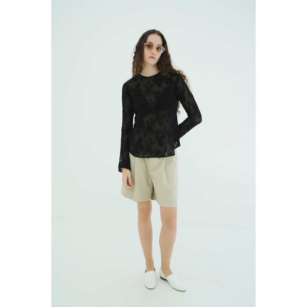 CLANE クラネ “BACK DESIGN FLOWER LACE TOPS” バックデザイ