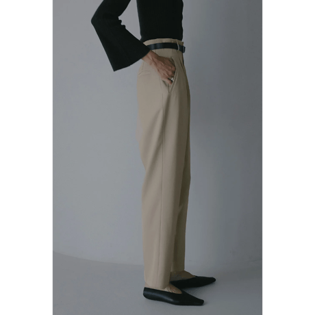 MANOF マノフ “HIGH WAIST TAPERED PANTS” ハイウエストテーパードパンツ