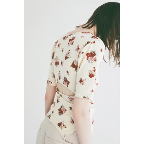 CLANE クラネ ”BACK OPEN FLOWER TOPS” バックオープンフラワートップス