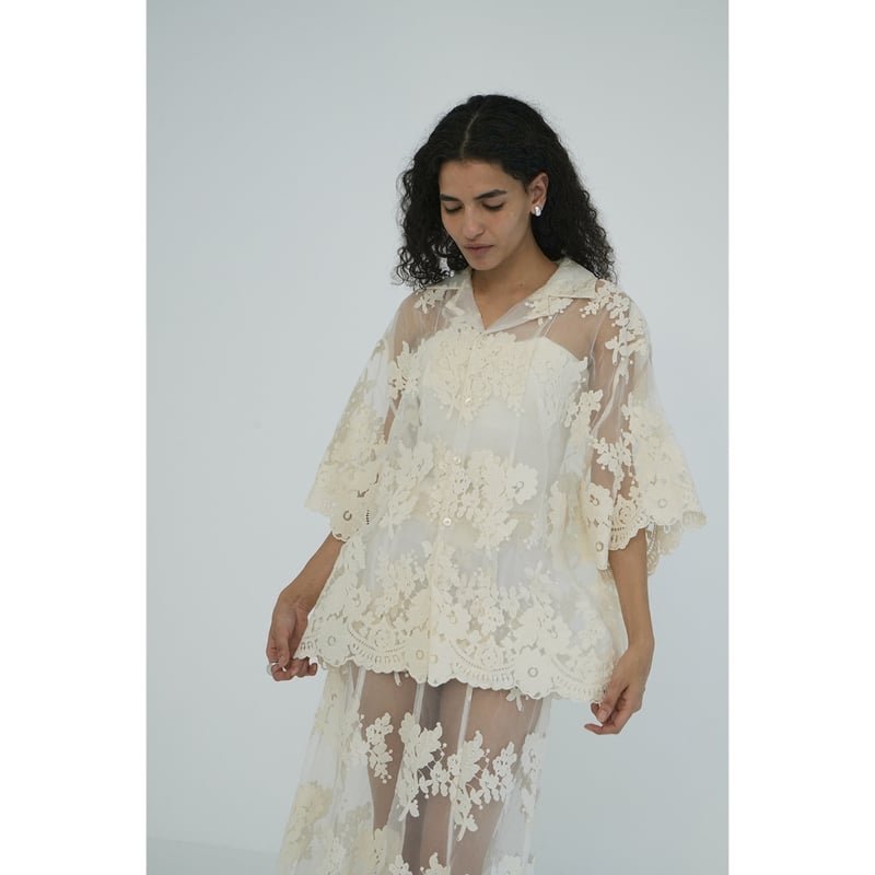 CLANE SHEER FLOWER LACE SHIRTS