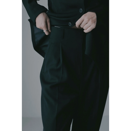 MANOF マノフ “HIGH WAIST TAPERED PANTS” ハイウエストテーパードパンツ