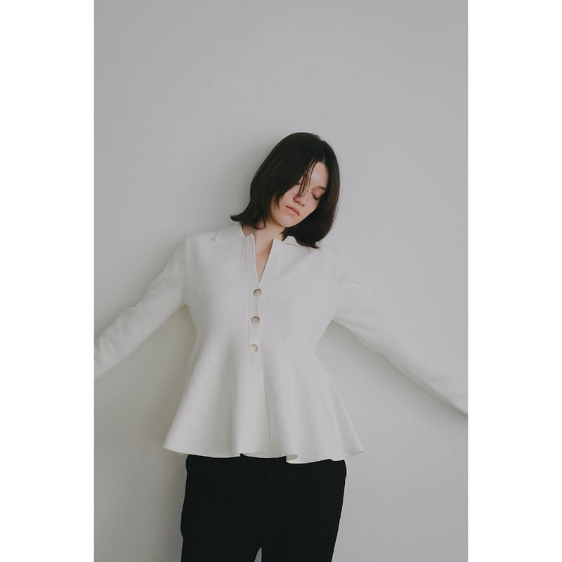 MANOF マノフ “VOLUME PEPLUM KNIT CARDIGAN” ボリュームペプ