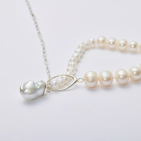 FIBULA フィブラ “Aging baroque pearl necklace 45cm”