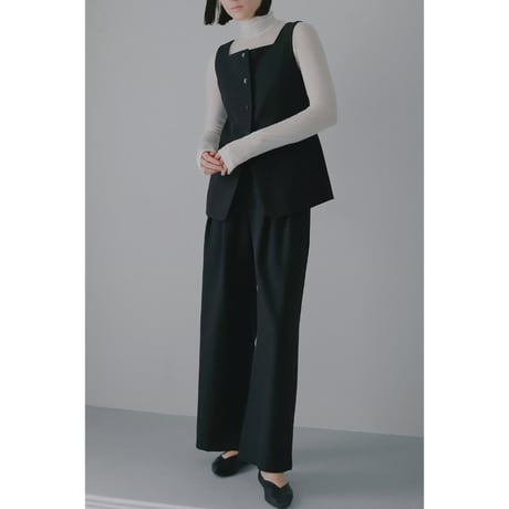 MANOF マノフ “SQUARE NECK GILET SET UP” スクエアネックジレセットアップ