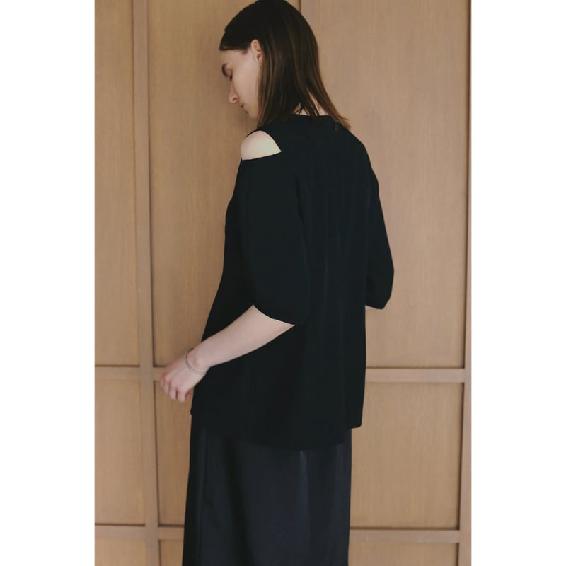 MANOF マノフ “SLASH SHOULDER TOPS” スラッシュショルダー