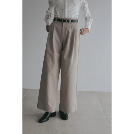 MANOF マノフ “2TUCK CHINO PANTS” ツータックチノパンツ