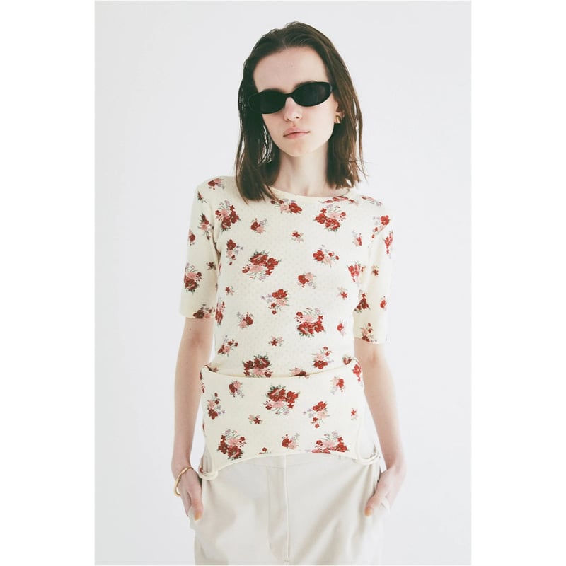 CLANE クラネ ”BACK OPEN FLOWER TOPS” バックオープンフラワートッ