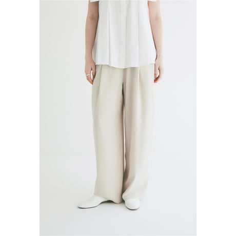 CLANE クラネ “DRAWSTRING LOOSE TUCK PANTS” ドローストリングルーズタックパンツ