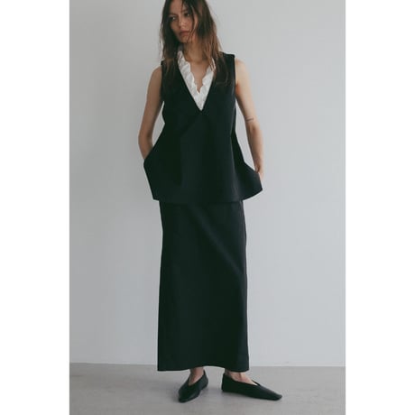 MANOF マノフ “FRILL V NECK SET UP” フリルＶネックセットアップ