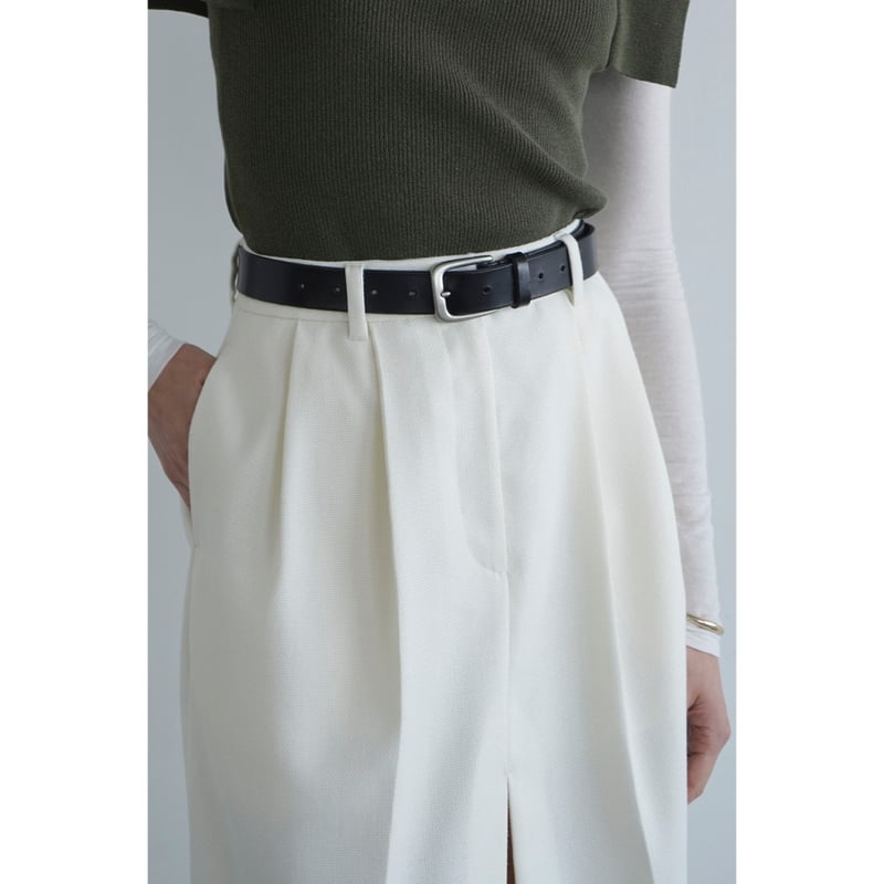 CLANE FRONT SLIT TUCK SKIRT ブラック　１ クラネ CLANE FRONT SLIT TUCK SKIRT （BLACK） - ファッション