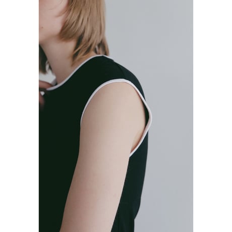 MANOF マノフ “BICOLOR CUT TOPS” バイカラーカットトップス