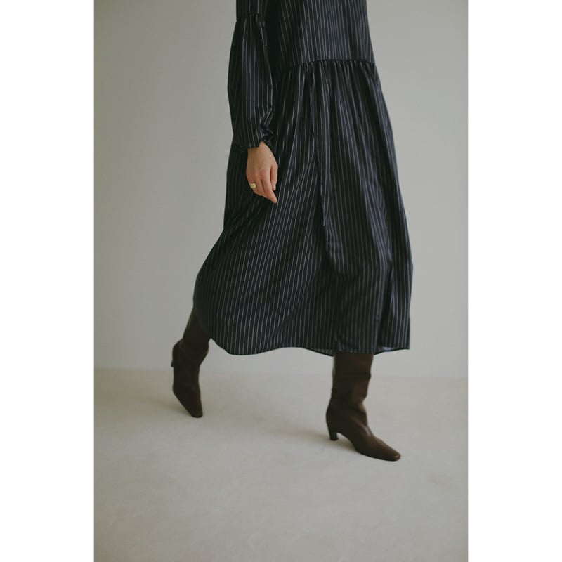 MANOF PINSTRIPE GATHER ONE PIECEマノフ24AW MANOF マノフ “PINSTRIPE GATHER ONE PIECE” ピンストライプギ