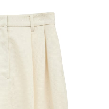 CLANE クラネ “FRONT SLIT TUCK SKIRT” フロントスリットタックスカート