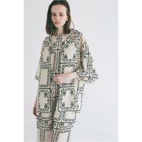 CLANE クラネ “EMBROIDERY LACE BOX SHIRTS” エンブロイダリーレースボックスシャツ