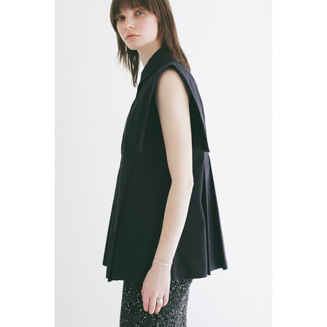CLANE クラネ “PANELL PLEAT SQUARE SLEEVE SHIRTS” パネルプリートスクエアシャツ