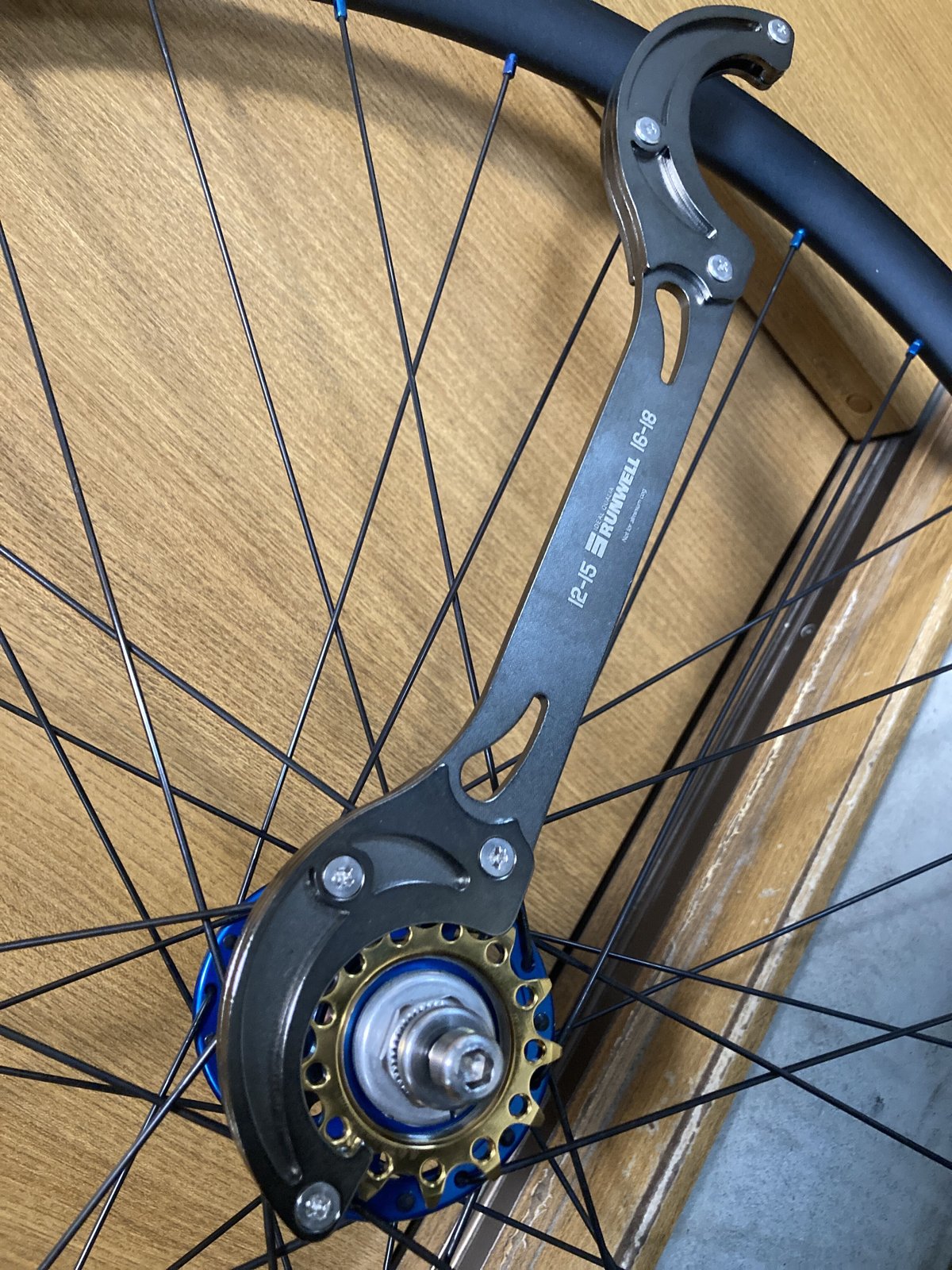 RUNWELL COG1218L ピスト用コグ回し COG1218L – RUNWELL