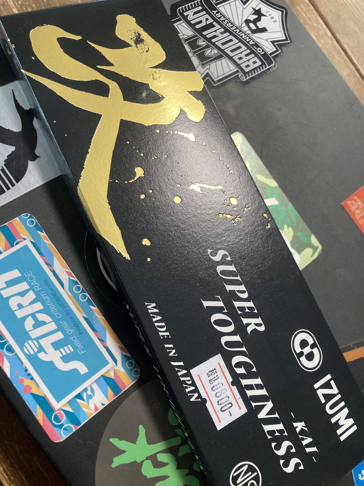 Izumiさま専用 IZUMI V Super Toughness | ブローチャーズ - BROTURES ONLINE STORE