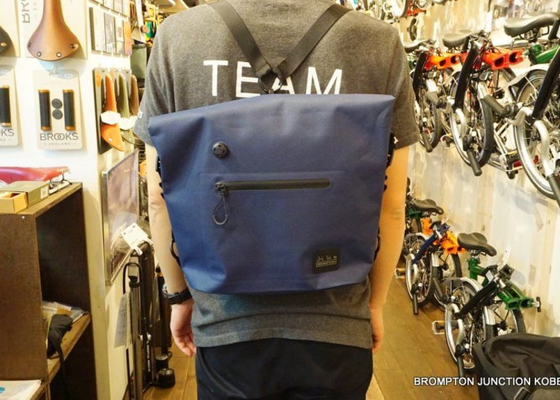 Roll Top Waterproof Bag 9L Navy | BROMPTON JUNC Roll Top Waterproof Bag 9L Navy | BROMPTON JUNC