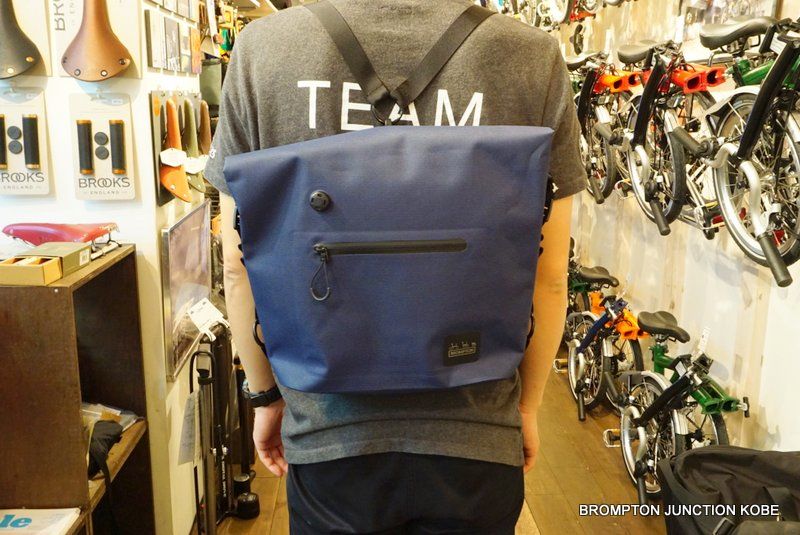 Roll Top Waterproof Bag 9L Navy | BROMPTON JUNC Roll Top Waterproof Bag 9L Navy | BROMPTON JUNC