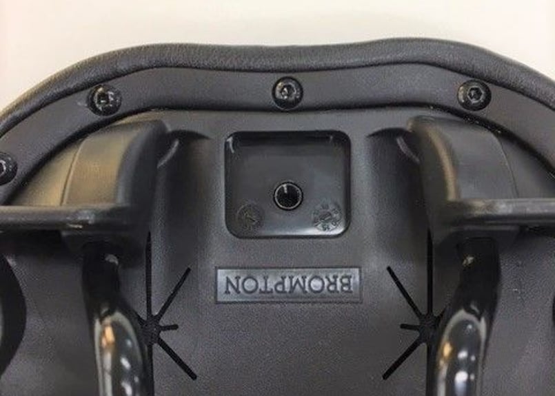 ブロンプトン サドル | BROMPTON JUNCTION KOBE ONLINE STORE ブロンプトン サドル | BROMPTON JUNCTION KOBE ONLINE STORE
