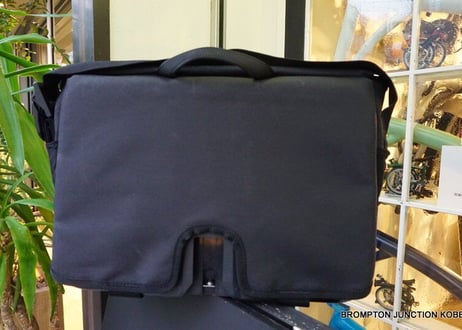 Messenger Bag 13L Black