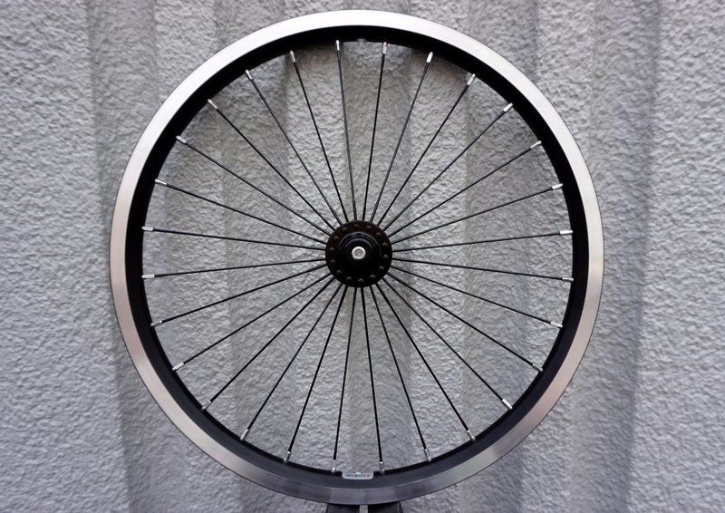 Front wheel radial-Superlight(ブラック) | BROMPTON