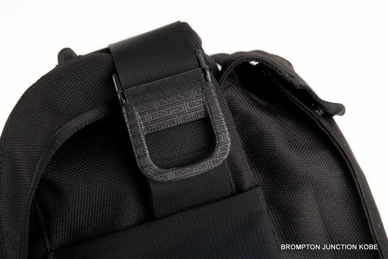 Messenger Bag 23L Black | BROMPTON JUNCTION KOB