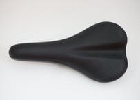 ブロンプトン サドル