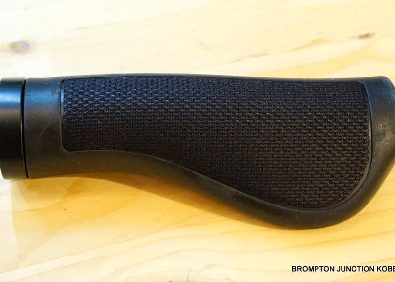 BROOKS ERGONOMIC RUBBER GRIP BLACK | BROMPTON J BROOKS ERGONOMIC RUBBER GRIP BLACK | BROMPTON J