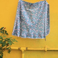 apron blue flower