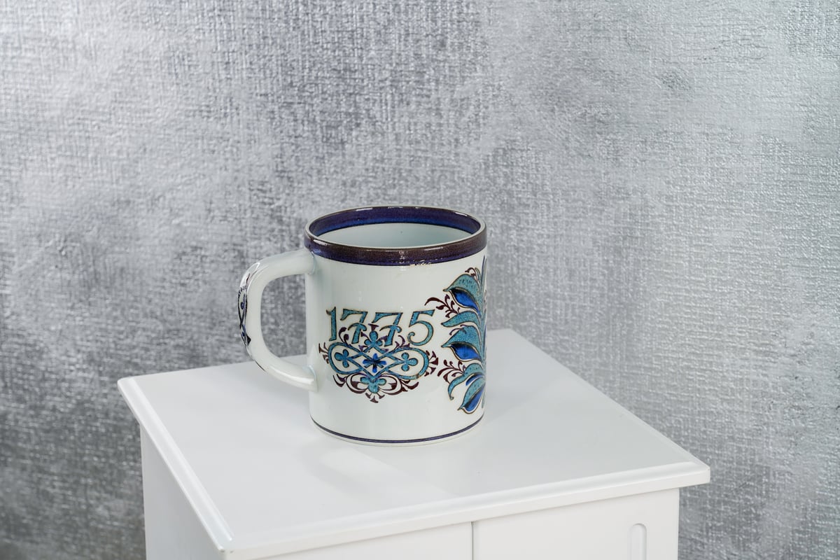 Royal Copenhagen mug 200 years anniversary | Le