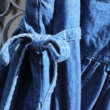 denim dress black bottuns