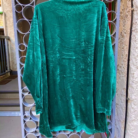 velour green shirt