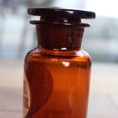 pill glass bottle 52