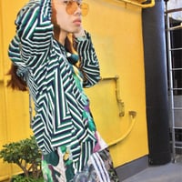 zig zag  jacket  green stripe